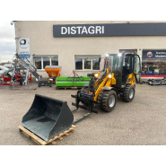 Schäffer 2430 - Chargeuse compacte polyvalente et performante pour exploitations agricoles et chantiers_1