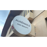 Enseigne lumineuse extérieure de magasin - Attirez l'attention et renforcez la notoriété de votre marque avec PANO Nice Ouest_1