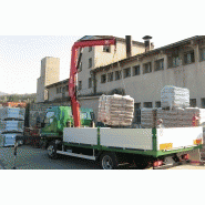 Grue auxiliaire Fassi F55A e-active - capacité de levage jusqu'à 5,0 tm - bras hydraulique jusqu'à 9,25 m_1