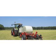 Enrubanneuse KUHN avec table tournante pour balles rondes