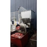 Essoreuse industrielle Revolution 200 - Vidage et recyclage des corps creux avec trémie 150L et moteur 4kW_1