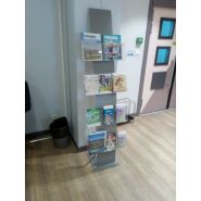 Atlantic - porte-brochure - guinaudeau - hauteur : 1750mm_1