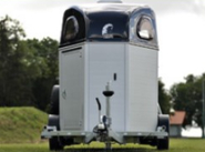 Van à chevaux hippomobile - Cheval Liberté - 2 essieux - 2 places - PTAC 2600 kg - 315 x 167 x H230 cm - Référence Touring XL_1