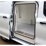 Véhicule frigorifique Cellule intégrée IsoCity –  Volkswagen Transporter T7 - Froid positif ou négatif_1