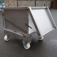 Benne à fond incliné 135 L - ouverture par compas-gaz - charge max 250 kg - made in France_1