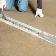 Mortier souple et durable pour joints de dilatation en béton et résine