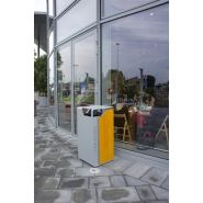 Poubelle publique 106shield2c - Shield - Fima - Métal et bois de frêne - Ouverture en basculement_1