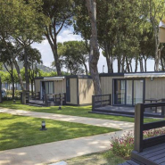 Borne lumineuse OMO IP55 - E27 23W vert [5385] - Éclairage public extérieur_1