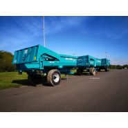 Benne Rollfarm 4317 avec porte arrière hydraulique intégrée