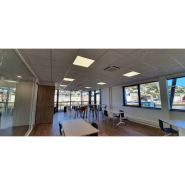 Plafonnier led faible consomation et rapide à installer dans les zones de travail, commerces et établissements de santé - novad ip20 / ip44_1