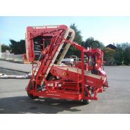 Récolteuse de carottes portée S3TCMR - Simon avec mise en remorque et triage pour 2 opérateurs_1