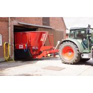 Mélangeuse agricole V-MIX Plus T 6,5-12 1S - BvL - Volume 6,5 à 12 m³ - Hauteur réduite à partir de 2,15 m_1