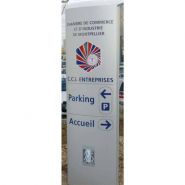 Totem - direct signaletique - galbé pour extérieur en acier_1