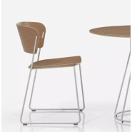 Chaise de réunion ou de conférence au style épuré et design en bois, empilable pour les visiteurs - 