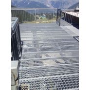 Grille de sécurité antidérapante standard ou sur-mesure - 7 modèles disponibles conformes aux normes de sécurité Grille de sécurité antidérapante standard ou sur-mesure - 7 modèles disponibles conformes aux normes de sécurité