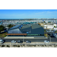 Panneau sandwich de bardage isolant à fixations cachées pour façade - Gamme QuadCore Evolution avec âme QuadCore et diverses géométries_1