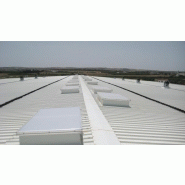 Lanterneau ponctuel ecobac 160 pn / sur embase en polyester / avec protection solaire_1