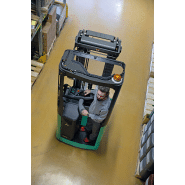 Gerbeur électrique à conducteur porté debout SBR12-20N - Capacités jusqu'à 2 tonnes et levée jusqu'à 6 500 mm_1