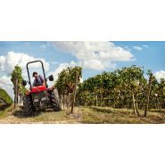 Tracteur agricole maniable et performant pour cultures spécialisées