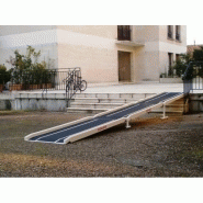 Rampe d'accès en fibre de verre - grandes longueurs avec options personnalisées_1
