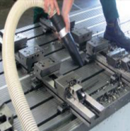 Aspirateur industriel compact TS400 - disponible en location et en vente - poste fixe ou mobile_1