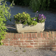 Jardinière Episcia - Double paroi avec réserve d'eau - 65L - Apparence pierre - Marque Belli - Fabrication française_1