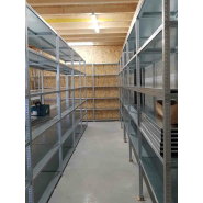 Rayonnage mi-lourd tôlé idéal pour le stockage de charges encombrantes (cartons, pièces de quincaillerie etc.)_1