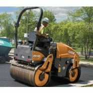 Rouleau compresseur CASE DV45 - moteur 40 hp - poids en fonctionnement 10,296 lb_1