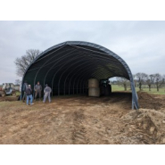 Tunnel très résistant en bâche enterrée pour le fourrage en balles rondes ou carrées - TYPE 9.50_1