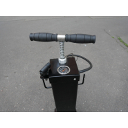 Station de gonflage économique pour vélo - Usage extérieur - Petit Totem avec manomètre - Cykléo CykiFIX_1