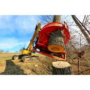 Machine pour abattage sécurisé des arbres en morceaux