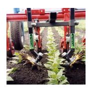 Doigts plastiques résistants aux pierres sur la bineuse K.U.L.T.-Kress