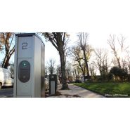 Station de charge urbaine pour mobilité électrique