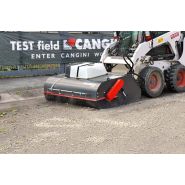Balayeuse - Cangini - nettoyage des rues, chantiers et parkings avec godet collecteur et rouleau réglable_1