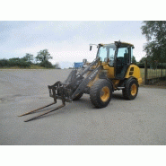 Chargeuse Volvo L25F avec fourches et godet 4 en 1