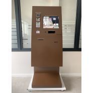 Borne d'enregistrement Roommatik L-100 - écran tactile 17'' - contrôle d'accès et paiement carte bancaire_1