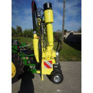 Effeuilleuse compacte compatible avec tout type de tracteur