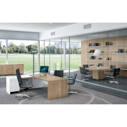 Bureau de direction moderne et stylé - T45 - Quadrifoglio avec câblage intégré et tables de réunion élégantes_1