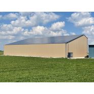 Bâtiment agricole pour stockage et énergie renouvelable