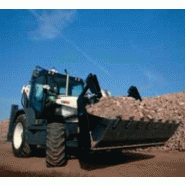 Tractopelle puissant de 100 CV