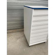 Meuble d'occasion de laboratoire avec 9 tiroirs - sur pieds métal - ATEX - référence P21091161_1