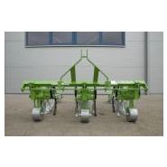 Machine agricole adaptée aux cultures telles que pommes de terre, tomates et maïs