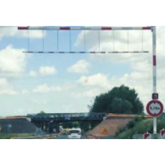 Feu d'alerte R1 clignotant à LEDs - haute luminosité - basse consommation - optique G 200 mm_1