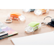 Porte-clés publicitaires en forme de voiture - plastique avec lampe LED blanche - pile bouton incluse_1