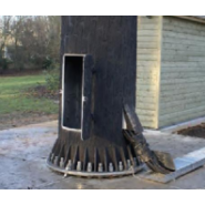 Pylônes arbres accès intérieur SEKOIA - standard 15 à 30m, tronc marron/noir, échelle Soll, plateforme extérieure_1