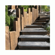 Traverses en chêne pour aménagement extérieur et terrasses