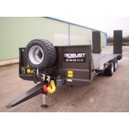 Remorque porte engin robuste avec essieu tandem et stabilisateurs