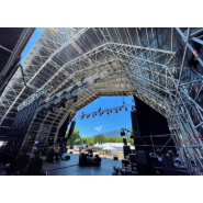 Échafaudage événementiel modulaire - Conception sur mesure de scènes et tribunes_1