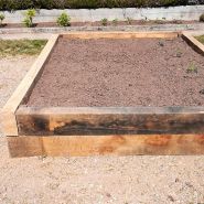 Traverse paysagère durable en bois naturel de 2,60 m