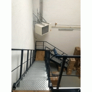 Escalier droit en acier_1